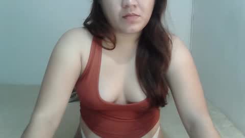 Snapshot of hotzarieyahxx chatting on 02.16.26 Zarie online show from 02.16.26