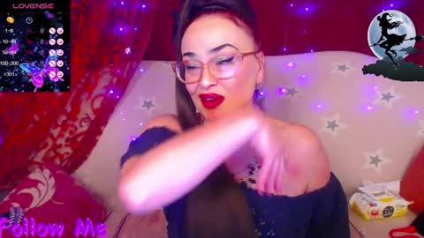 Hotzlata online show from 12.17.24