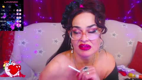 Hotzlata online show from 01.15.25