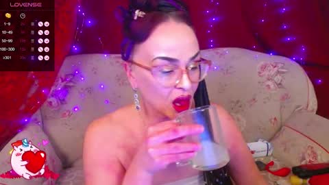 Hotzlata online show from 02.12.25