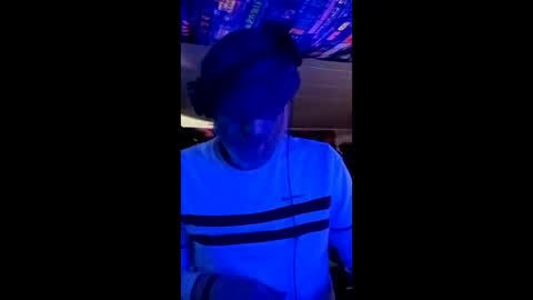 SeanPatrick online show from 04.05.26