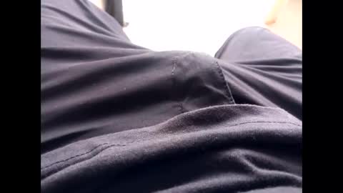 Snapshot of houskji8 chatting on 09.19.25 houskji8 online show from 09.19.25