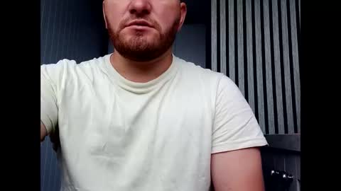 Snapshot of houskji8 chatting on 10.12.25 houskji8 online show from 10.12.25