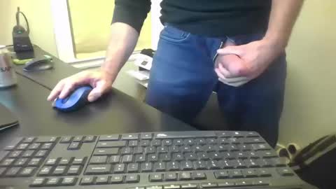 Snapshot of hoverday chatting on 10.12.25 hoverday online show from 10.12.25