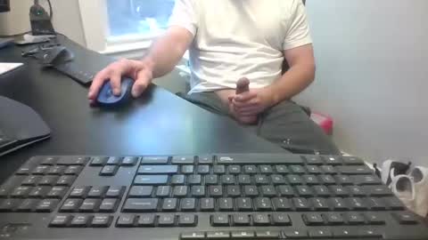 Snapshot of hoverday chatting on 10.19.25 hoverday online show from 10.19.25