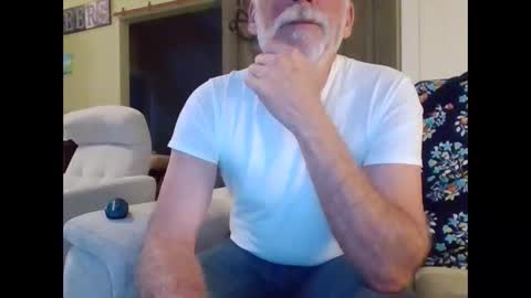 Snapshot of hp58 chatting on 01.18.25 hp58 online show from 01.18.25