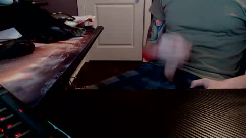 hrnysoldier92 online show from 02.13.26