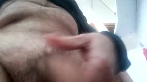 Snapshot of hrubesch2019 chatting on 12.21.25 hrubesch2019 online show from 12.21.25