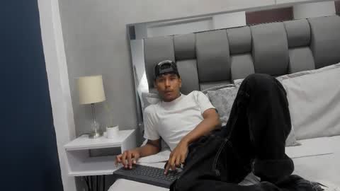 Hudson Beasley online show from 10.17.25