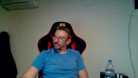 huge__cumshot online show from 03.17.26