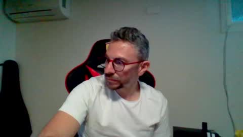 huge__cumshot online show from 04.04.26