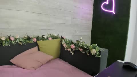 Erin online show from 12.02.24