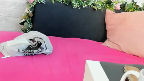 Erin online show from 02.20.25