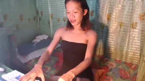 Snapshot of hugecockanna chatting on 09.28.25 hugecockanna online show from 09.28.25