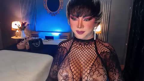 Christine online show from 11.02.25