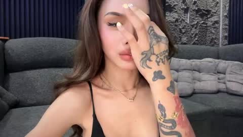 Tine Castillo online show from 04.12.26