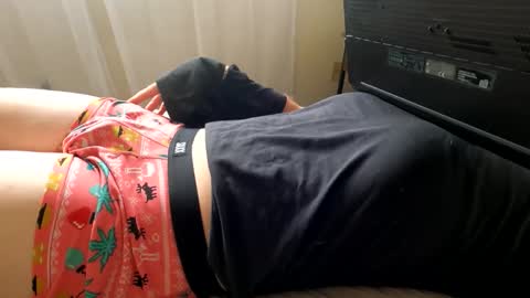 HugeCumshots online show from 10.26.25