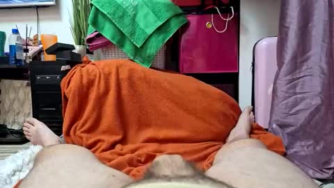 hugedick2469 online show from 12.09.24