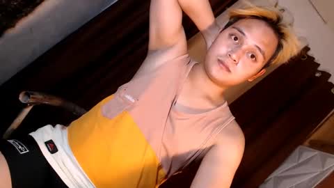 Snapshot of hugedickjp chatting on 12.21.24 hugedickjp online show from 12.21.24