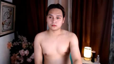 Snapshot of hugedickjp chatting on 02.12.25 hugedickjp online show from 02.12.25