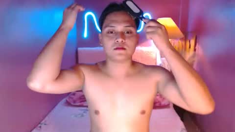 Snapshot of hugedickjp chatting on 03.02.25 hugedickjp online show from 03.02.25