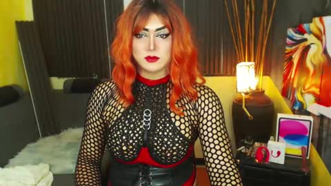 Snapshot of hugexmslovelyxcock chatting on 05.15.26 MsLovely online show from 05.15.26