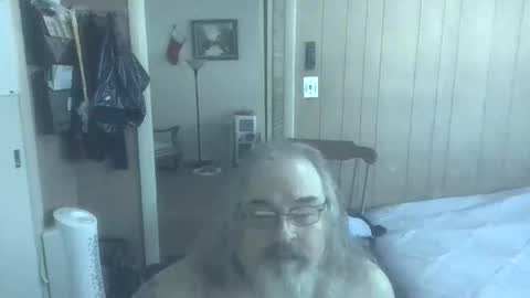 Snapshot of huggybear566 chatting on 02.27.26 lonely huggy bear online show from 02.27.26