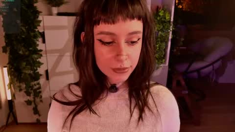 Mika online show from 04.12.26