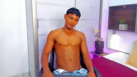 Hugo Cano online show from 10.05.25