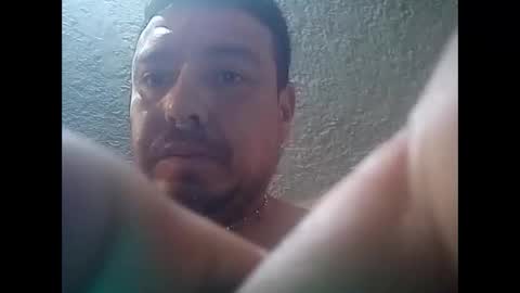 Snapshot of hugopaqui57 chatting on 02.18.25 hugopaqui57 online show from 02.18.25