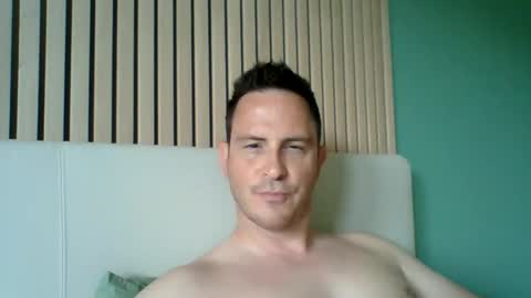 Snapshot of hugosir123 chatting on 05.15.26 hugosir123 online show from 05.15.26