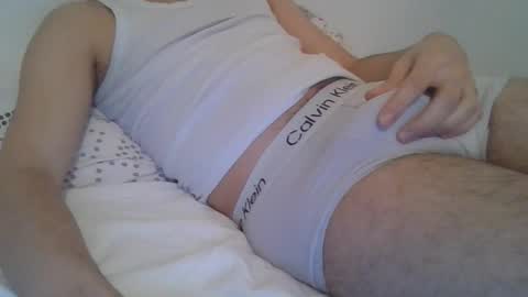 Momo online show from 01.09.26