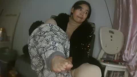 hujiajia520321431 online show from 11.30.25