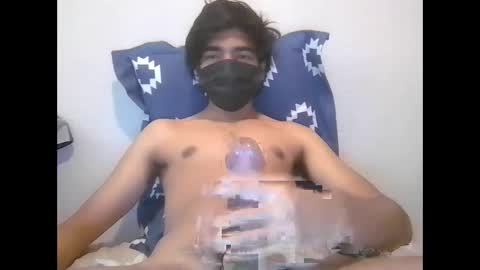 hulkyking1812000 online show from 01.13.26