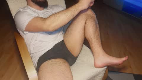 Snapshot of hundick696 chatting on 11.17.25 hundick696 online show from 11.17.25