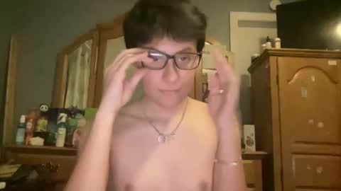 Snapshot of huneydripper chatting on 02.11.25 uncutmex online show from 02.11.25