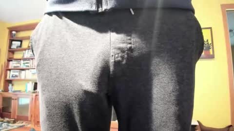 Snapshot of hung_hot_fit10 chatting on 12.31.24 Big uncut cock dripping online show from 12.31.24