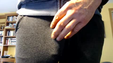 Big uncut cock dripping online show from 07.26.26