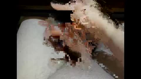 Snapshot of hung_mac0 chatting on 12.22.25 hung_mac0 online show from 12.22.25