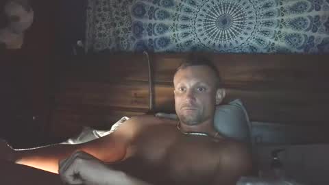 Snapshot of hunglikeray2286 chatting on 06.04.26 hunglikeray2286 online show from 06.04.26