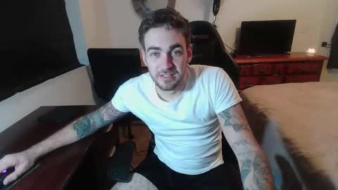 hungmtnman2256 online show from 02.14.26