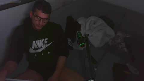 LittleDevilXo1999 online show from 12.19.25