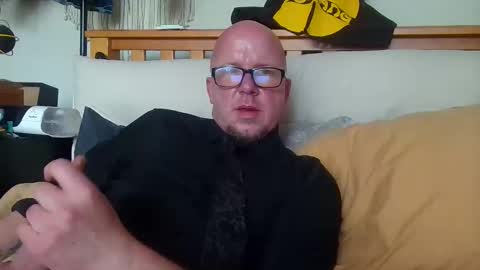 HuingsingleDad79 online show from 04.28.26