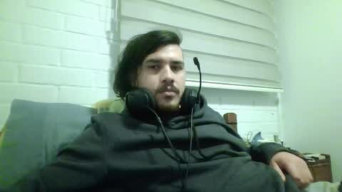 Snapshot of hungweeb chatting on 05.13.26 Rod online show from 05.13.26