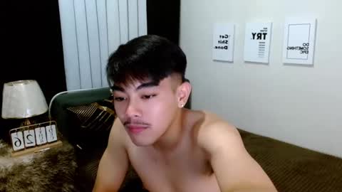 Snapshot of hunk_tmac chatting on 12.25.24 hunk_tmac online show from 12.25.24