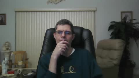 hunkmasclefad458 online show from 01.18.25