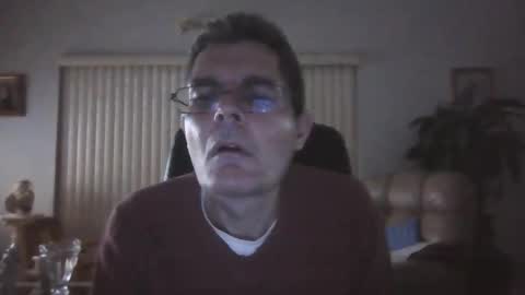 hunkmasclefad458 online show from 04.20.26