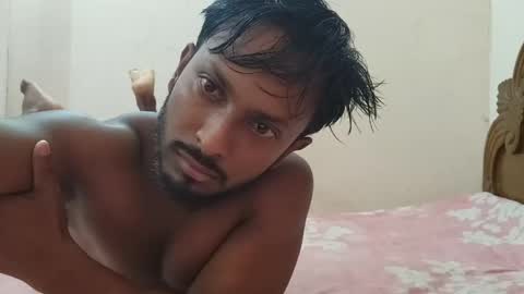 Snapshot of hunky_ariyaan chatting on 05.05.26 Hunky Ariyaan online show from 05.05.26