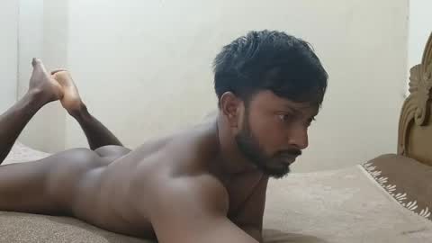 Snapshot of hunky_ariyaan chatting on 05.12.26 Hunky Ariyaan online show from 05.12.26