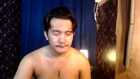 Snapshot of hunkylloyd chatting on 12.03.24 hunkylloyd online show from 12.03.24